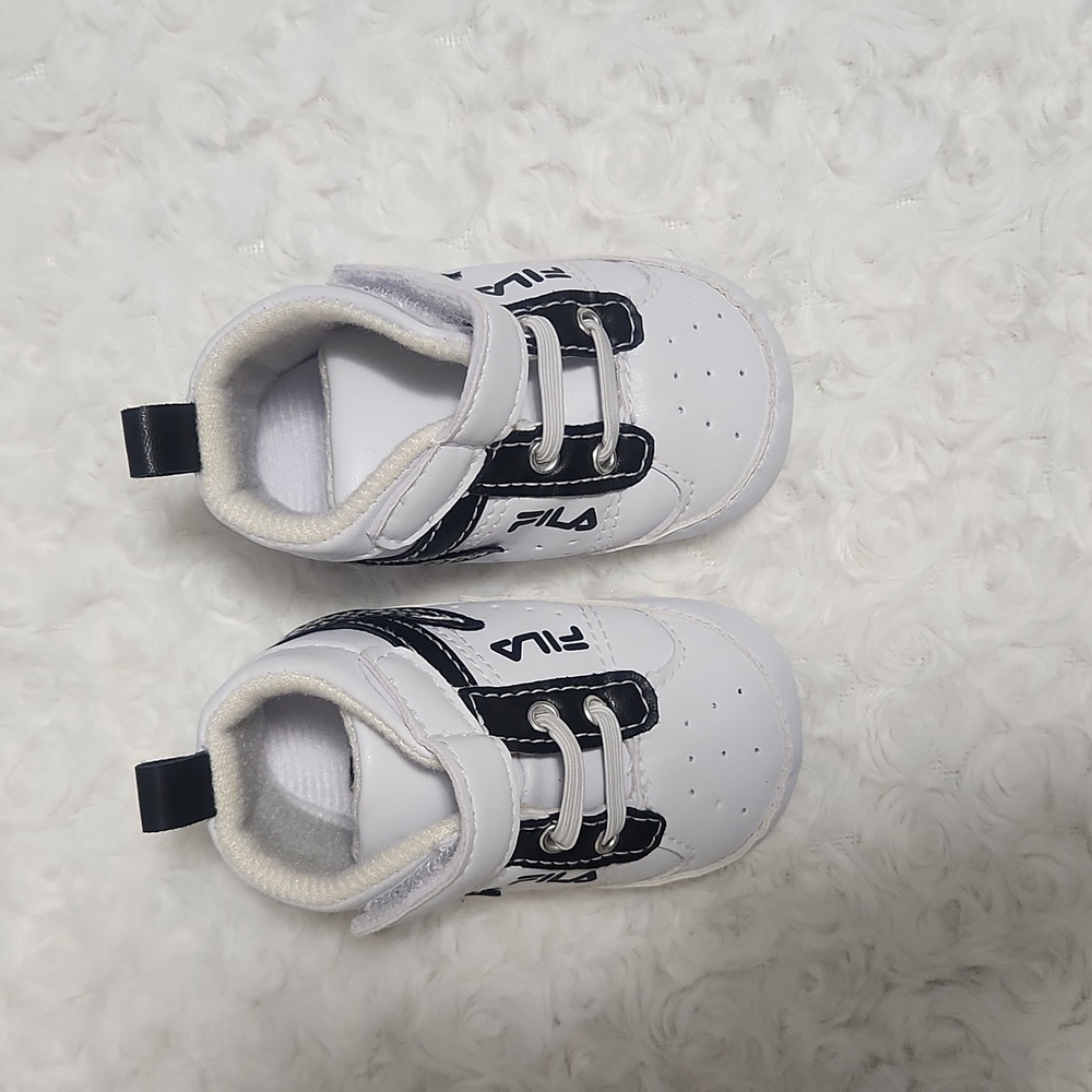 Like new baby sneakers